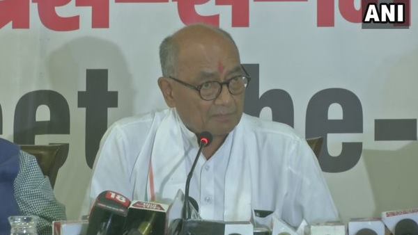 Digvijay Singh says those who raised questions was declared a traitor Digvijay Singh says those who raised questions was declared a traitor