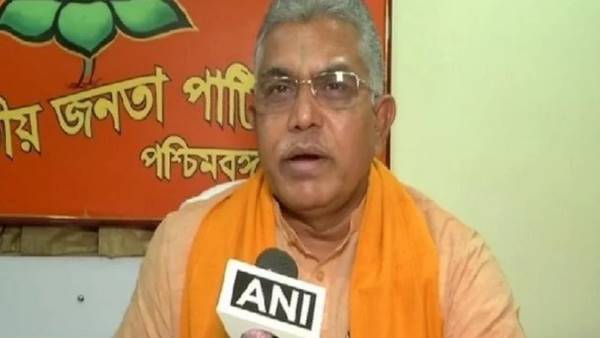 West Bengal BJP Chief Dilip Ghosh allegedly attacked by a mob in Kolkata West Bengal BJP Chief Dilip Ghosh allegedly attacked by a mob in Kolkata