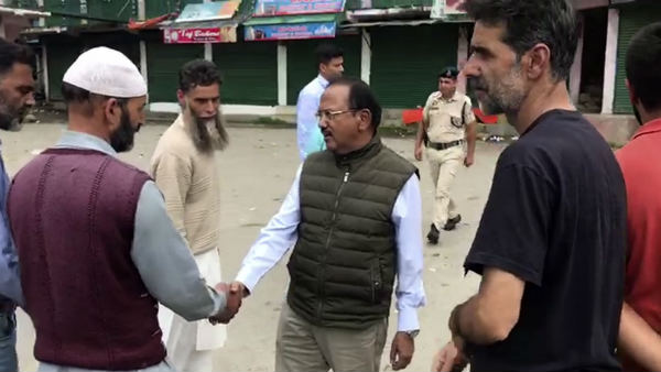 6 अगस्त से ही कश्मीर में मौजूद थे डोवाल