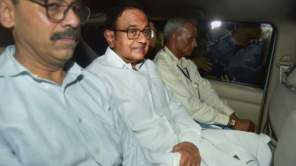 बुधवार रात सीबीआई ने चिदंबरम को किया था गिरफ्तार