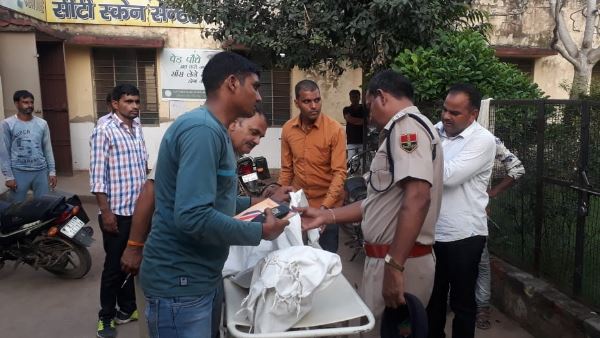 Two died in encounter between dholpur Police Bajari Mafia Two died in encounter between dholpur Police Bajari Mafia