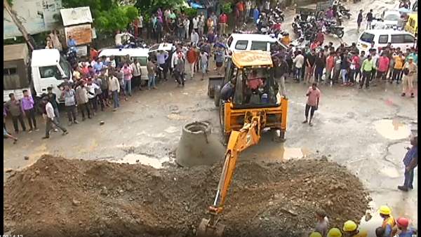 four laborer died due in sevrage line Udaipur four laborer died due in sevrage line Udaipur