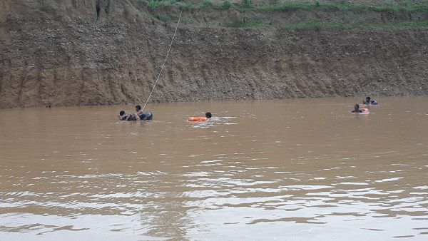 Four brother of gopalpura churu drowned and funeral same time Four brother of gopalpura churu drowned and funeral same time