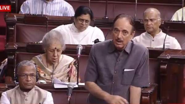 राज्यसभा में सरकार पर बरसे आजाद