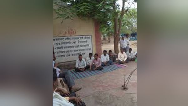 एक दिन के लिए स्कूल भी बंद करा दिया