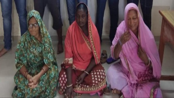 Gujarat: Policemans son caught for playing Gambling at Rajkot police headquarter Gujarat: Policemans son caught for playing Gambling at Rajkot police headquarter