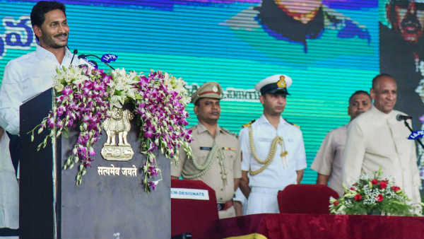 5-5 उपमुख्यमंत्री बनाकर चौंका चुके हैं जगन