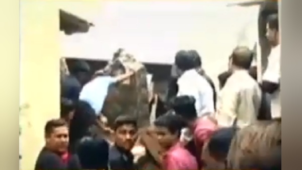 jamnagar: two floors building collapse, two death jamnagar: two floors building collapse, two death