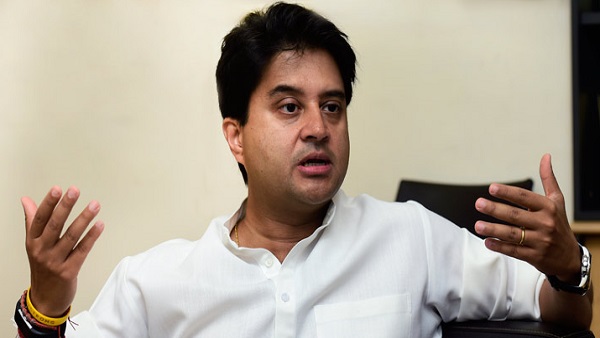 सिंधिया ने बीजेपी को घेरा