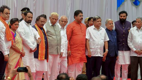 नई कैबिनेट में लिंगायत समुदाय को खास तवज्जो