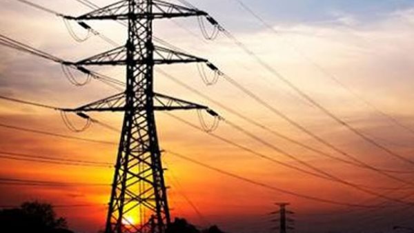 दिल्लीवालों को बिजली के दामों में राहत, फिक्स चार्ज घटाए गए