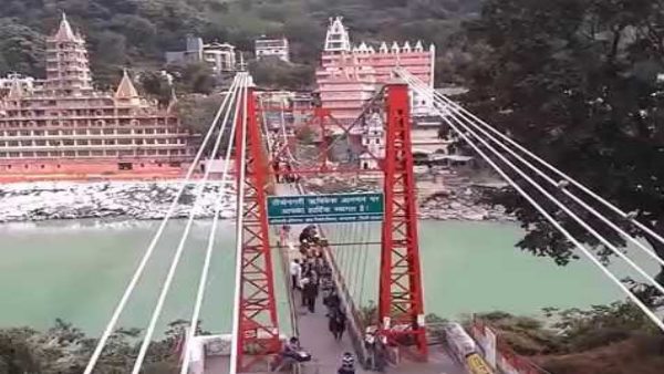 क्षमता से अधिक लोग कर रहे थे इस्तेमाल