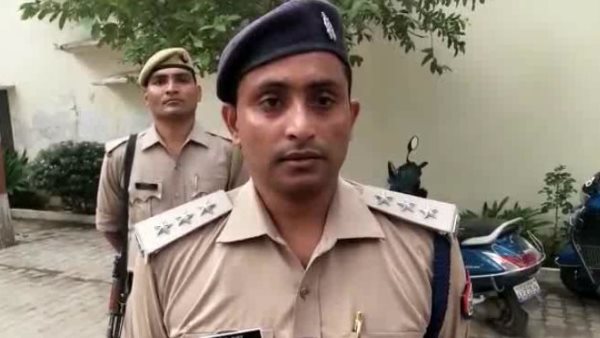 कैश और ज्वेलरी लेकर फरार हुई नई दुल्हन