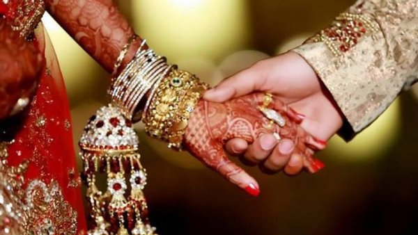 father said if daughter marry with inter caste boy she will shoot father said if daughter marry with inter caste boy she will shoot