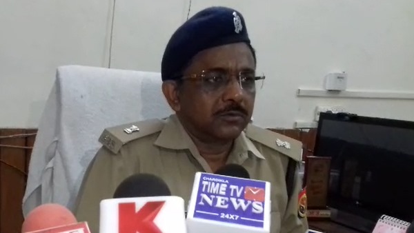 पोस्टमार्टम के लिए भेजा गया शव