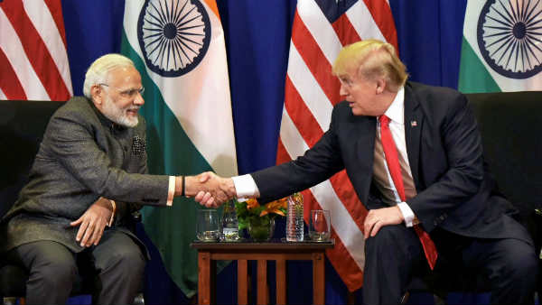 पीएम मोदी से करीब 30 मिनट तक बात