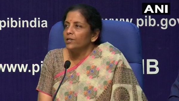 मोदी सरकार की गलतियों से अर्थव्यवस्था का हुआ ये हाल