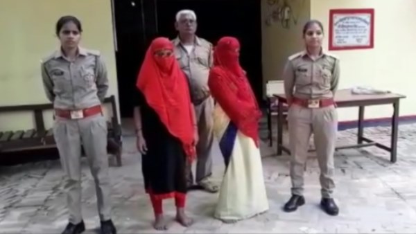 दोस्त के साथ घर आई थी ननद
