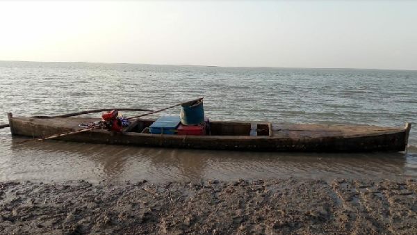 BSF confiscated Pakistani boats at kutch border BSF confiscated Pakistani boats at kutch border