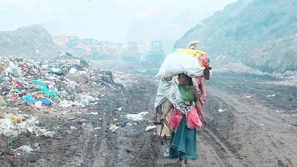 एक दिन में 8,000 मीट्रिक टन मलबा-मिट्टी का उपयोग