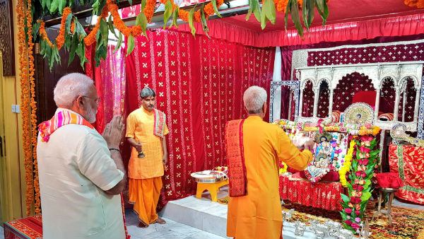 यह कृष्ण मंदिर खड़ी क्षेत्र का सबसे पुराना हिंदू मंदिर हैं...