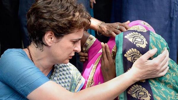 sonbhadra massacre priyanka gandhi to meet families of victims sonbhadra massacre priyanka gandhi to meet families of victims