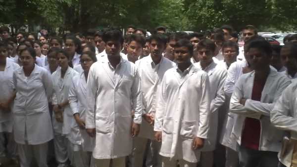 FIR registered on senior students for ragging in safai medical college FIR registered on senior students for ragging in safai medical college