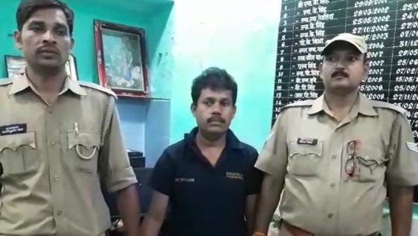 woman molested in rajdhani express attendant arrested woman molested in rajdhani express attendant arrested