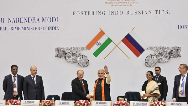भारत में सबसे बड़े विदेशी निवेश की घोषणा