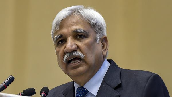 CEC Sunil Arora dismissed the demand for doing away with EVMs and bringing back ballot papers CEC Sunil Arora dismissed the demand for doing away with EVMs and bringing back ballot papers