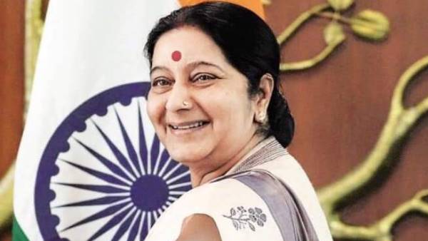 When Sushma Swaraj reached police station at midnight After becoming delhi cm When Sushma Swaraj reached police station at midnight After becoming delhi cm
