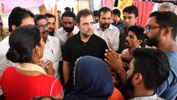 राहुल ने आरबीआई गवर्नर से केरल के किसानों के लिए मांगी रियायत राहुल ने आरबीआई गवर्नर से केरल के किसानों के लिए मांगी रियायत
