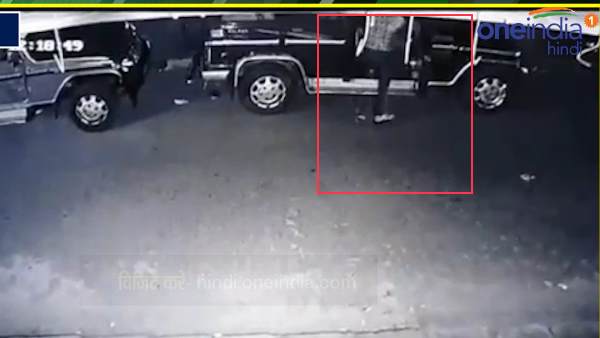 watch cctv, robber unlocked bolero car and fled away watch cctv, robber unlocked bolero car and fled away
