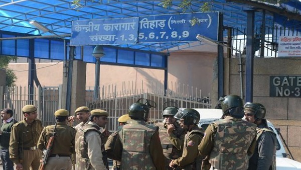 महिला ने 5 घंटे प्रेमी संग बिताए