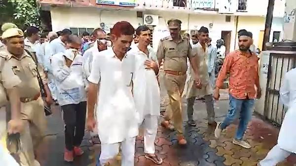 Muzaffarnagar: 8 accused gets life sentence in murder case of SP leaders brother Muzaffarnagar: 8 accused gets life sentence in murder case of SP leaders brother