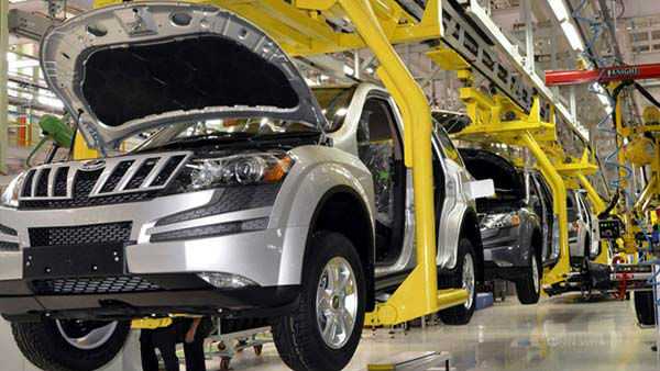 Auto sales in India sees sharpest fall in 19 years Auto sales in India sees sharpest fall in 19 years