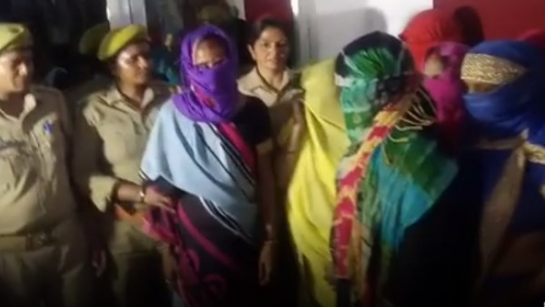 https://hindi.oneindia.com/news/unnao/unnao-rape-survivor-accident-track-owner-statement-to-cbi-518815.html https://hindi.oneindia.com/news/unnao/unnao-rape-survivor-accident-track-owner-statement-to-cbi-518815.html