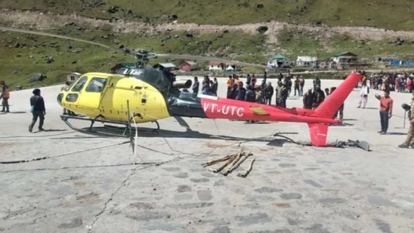 Uttarakhand 6 passengers injured UT Air helicopter crash at Kedarnath helipad Uttarakhand 6 passengers injured UT Air helicopter crash at Kedarnath helipad
