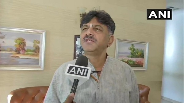 डीके शिवकुमार की 23 वर्षीय बेटी ऐश्वर्या से भी हुई पूछ-ताछ