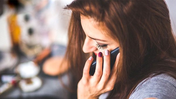 पिता के फोन पर उसकी सहेली का कॉल आया
