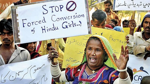 नाबालिग हिंदू लड़की को अगवा कर कराया निकाह