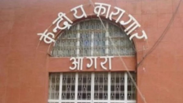 आगरा में शिफ्ट हो सकते हैं और कैदी