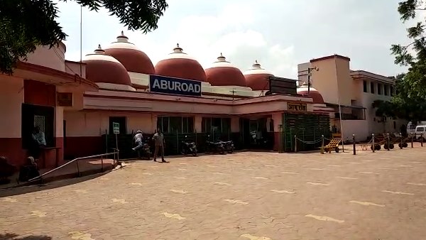 60 bottles of liquor seized from ashram express ahmedabad to delhi 60 bottles of liquor seized from ashram express ahmedabad to delhi