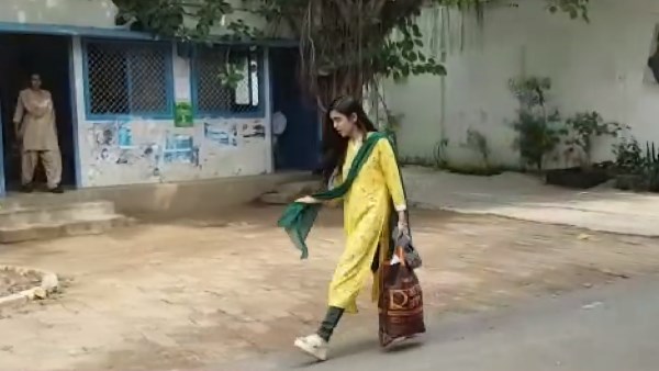 राबड़ी के घर से रोती हुईं निकली ऐश्वर्या