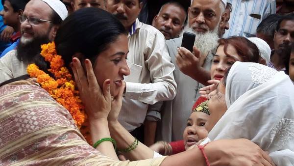 कौन हैं अलका लांबा