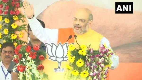 Amit Shah target congress, says we go for surgical strike but Rahul Gandhi opposes it Amit Shah target congress, says we go for surgical strike but Rahul Gandhi opposes it