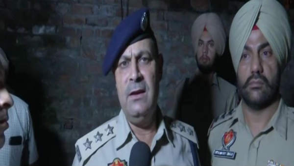 पंजाब: देर रात विस्फोट से हिला अमृतसर, दो की मौत, 5 घायल पंजाब: देर रात विस्फोट से हिला अमृतसर, दो की मौत, 5 घायल