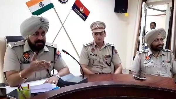 पूछताछ में हो सकते हैं बड़े खुलासे
