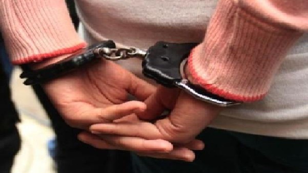 आशु ने कुछ मिनट बाद फिर अपनी सास को फोन किया