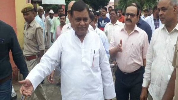 'कुछ दिन कम खाया जाए प्याज'